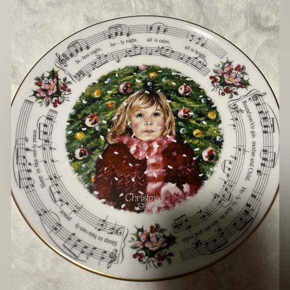 Royal Doulton Christmas Carols Silent Night 1983 Collectable Plate - Picture 1 of 5